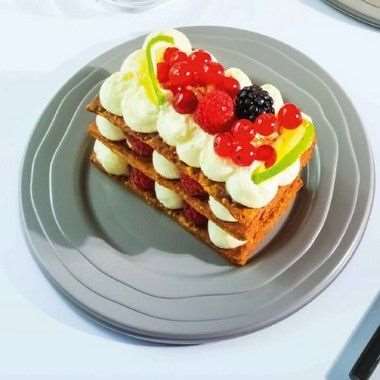 Image de ASSIETTE REUTILISABLE 240mm TAUPE